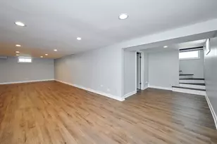 611 N Elmhurst Ave, Mount Prospect, IL 60056 - Photo 29