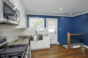 611 N Elmhurst Ave, Mount Prospect, IL 60056 - Photo 9