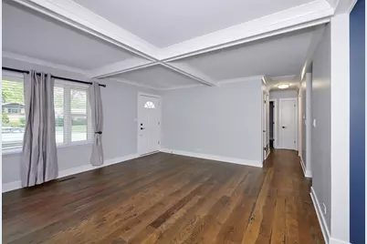 611 N Elmhurst Avenue, Mount Prospect, IL 60056 - Photo 15