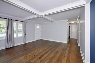 611 N Elmhurst Ave, Mount Prospect, IL 60056 - Photo 15