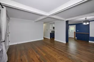 611 N Elmhurst Ave, Mount Prospect, IL 60056 - Photo 7