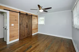 611 N Elmhurst Ave, Mount Prospect, IL 60056 - Photo 17