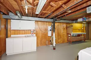 611 N Elmhurst Ave, Mount Prospect, IL 60056 - Photo 33