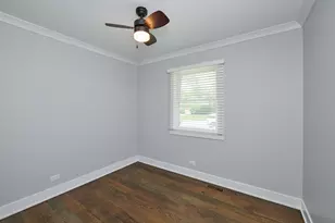 611 N Elmhurst Ave, Mount Prospect, IL 60056 - Photo 25