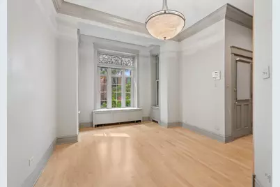 634 W Wellington Avenue, Chicago, IL 60657 - Photo 11