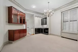 634 W Wellington Ave, Chicago, IL 60657 - Photo 15