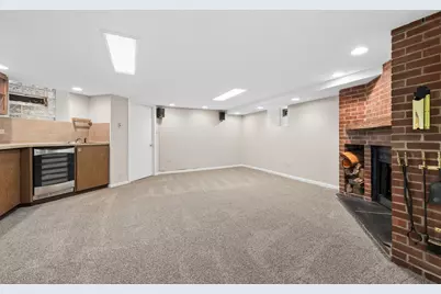 634 W Wellington Avenue, Chicago, IL 60657 - Photo 29