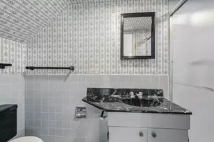 634 W Wellington Ave, Chicago, IL 60657 - Photo 31