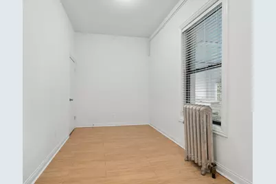 634 W Wellington Avenue, Chicago, IL 60657 - Photo 5