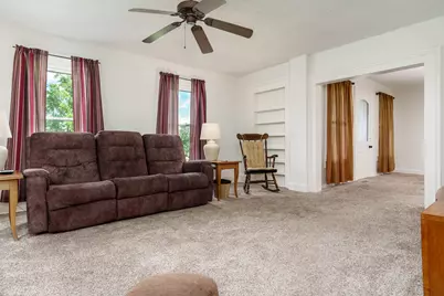 8321 Blomberg Road, Cherry Valley, IL 61016 - Photo 13
