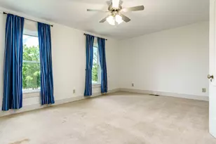 8321 Blomberg Rd, Cherry Valley, IL 61016 - Photo 35