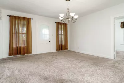 8321 Blomberg Road, Cherry Valley, IL 61016 - Photo 15