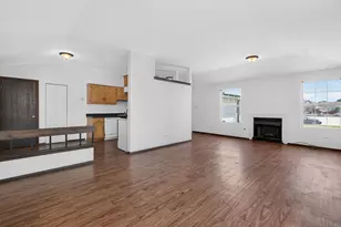 72 White Oaks Rd, Matteson, IL 60443 - Photo 3