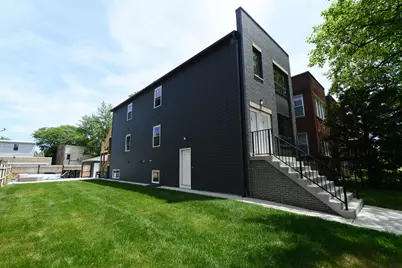 1051 N Springfield Avenue, Chicago, IL 60651 - Photo 25