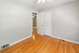 417 S Plum Grove Rd, Palatine, IL 60067 - Photo 11