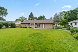 417 S Plum Grove Rd, Palatine, IL 60067 - Photo 17