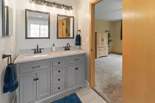 1985 Rochelle Ct, Wheeling, IL 60090 - Photo 13