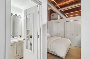 360 W Illinois St, Chicago, IL 60654 - Photo 11