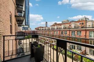 360 W Illinois St, Chicago, IL 60654 - Photo 7