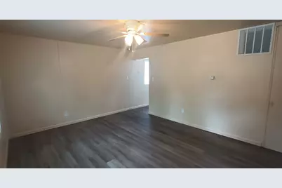 2856 E Cardinal Drive, Decatur, IL 62526 - Photo 3