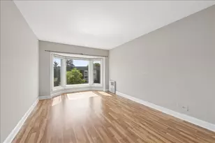 400 Ascot Dr, Park Ridge, IL 60068 - Photo 11