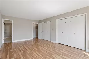 400 Ascot Dr, Park Ridge, IL 60068 - Photo 9