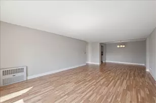 400 Ascot Dr, Park Ridge, IL 60068 - Photo 5