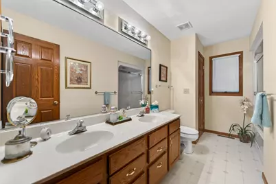 3347 Valley Woods Drive, Cherry Valley, IL 61016 - Photo 25
