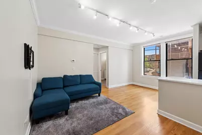 741 W Cornelia Avenue #N1, Chicago, IL 60657 - Photo 3
