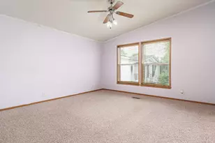 2231 Blossom Ln, Belvidere, IL 61008 - Photo 25