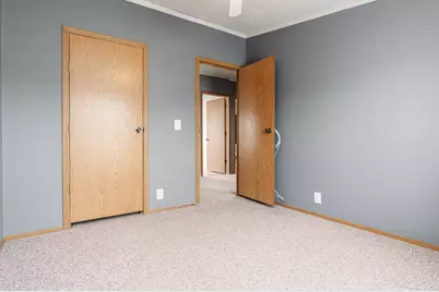 2231 Blossom Lane, Belvidere, IL 61008 - Photo 33
