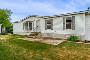 2231 Blossom Ln, Belvidere, IL 61008 - Photo 1