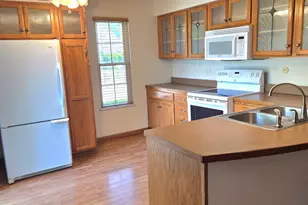 614 Dunham Rd, Gurnee, IL 60031 - Photo 3