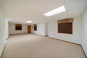 2370 Carillon Dr, Grayslake, IL 60030 - Photo 23