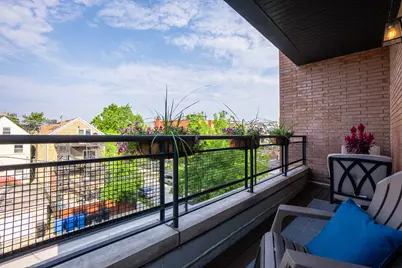 1641 W Pearson Street #2W, Chicago, IL 60622 - Photo 27
