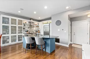1641 W Pearson St, Chicago, IL 60622 - Photo 7