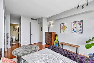 3200 N Lake Shore Dr, Chicago, IL 60657 - Photo 17
