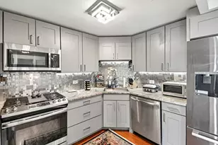 3200 N Lake Shore Dr, Chicago, IL 60657 - Photo 11