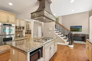 39571 Orchard Bluff Ln, Wadsworth, IL 60083 - Photo 11