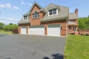 39571 Orchard Bluff Ln, Wadsworth, IL 60083 - Photo 55