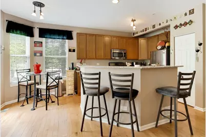 1050 Samantha Drive, Lake Zurich, IL 60047 - Photo 5