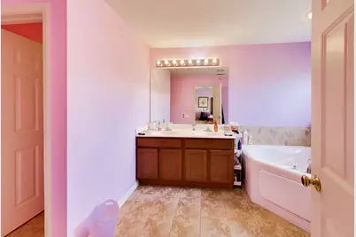1050 Samantha Drive, Lake Zurich, IL 60047 - Photo 13