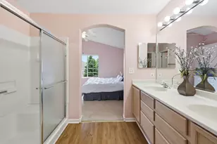 215 Grays Dr, Oswego, IL 60543 - Photo 19