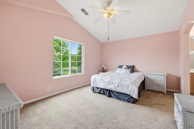 215 Grays Drive, Oswego, IL 60543 - Photo 15