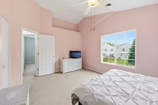 215 Grays Dr, Oswego, IL 60543 - Photo 17