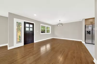 3245 S Manor Drive, Lansing, IL 60438 - Photo 13