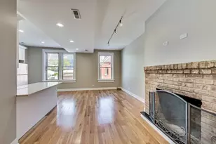 1914 W Crystal St, Chicago, IL 60622 - Photo 3