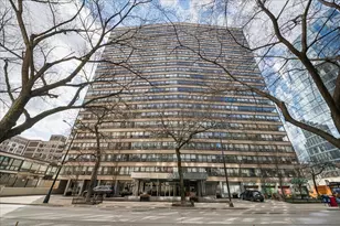 2930 N Sheridan Rd, Chicago, IL 60657 - Photo 1