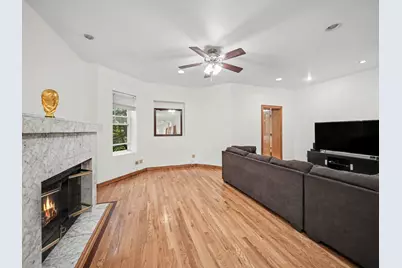 4749 N Dover Street, Chicago, IL 60640 - Photo 9