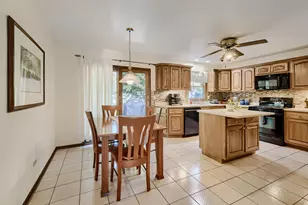 390 Cornell Ln, Elgin, IL 60123 - Photo 7